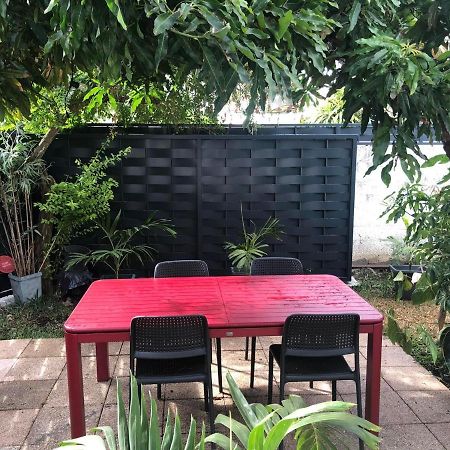 Apartmán Meuble Le Manguier Saint Pierre Exteriér fotografie
