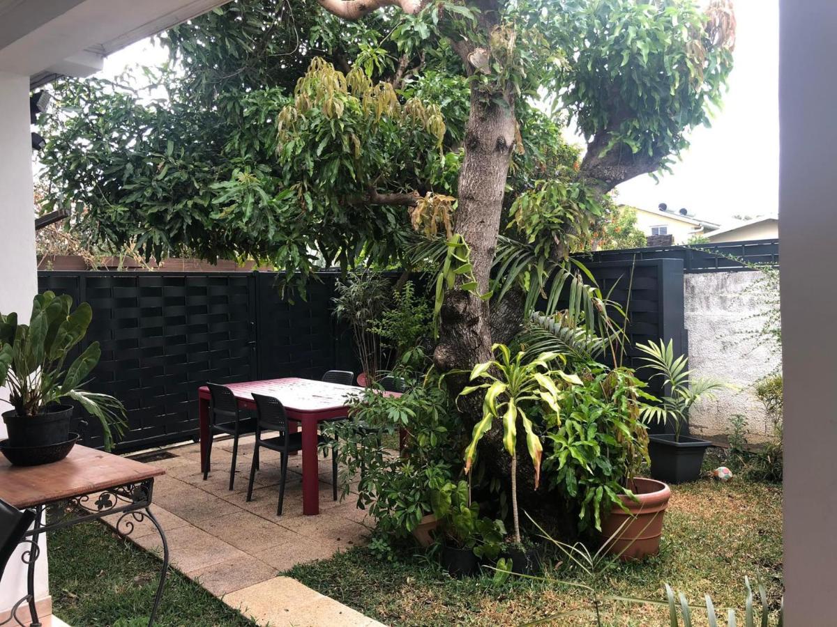 Apartmán Meuble Le Manguier Saint Pierre Exteriér fotografie