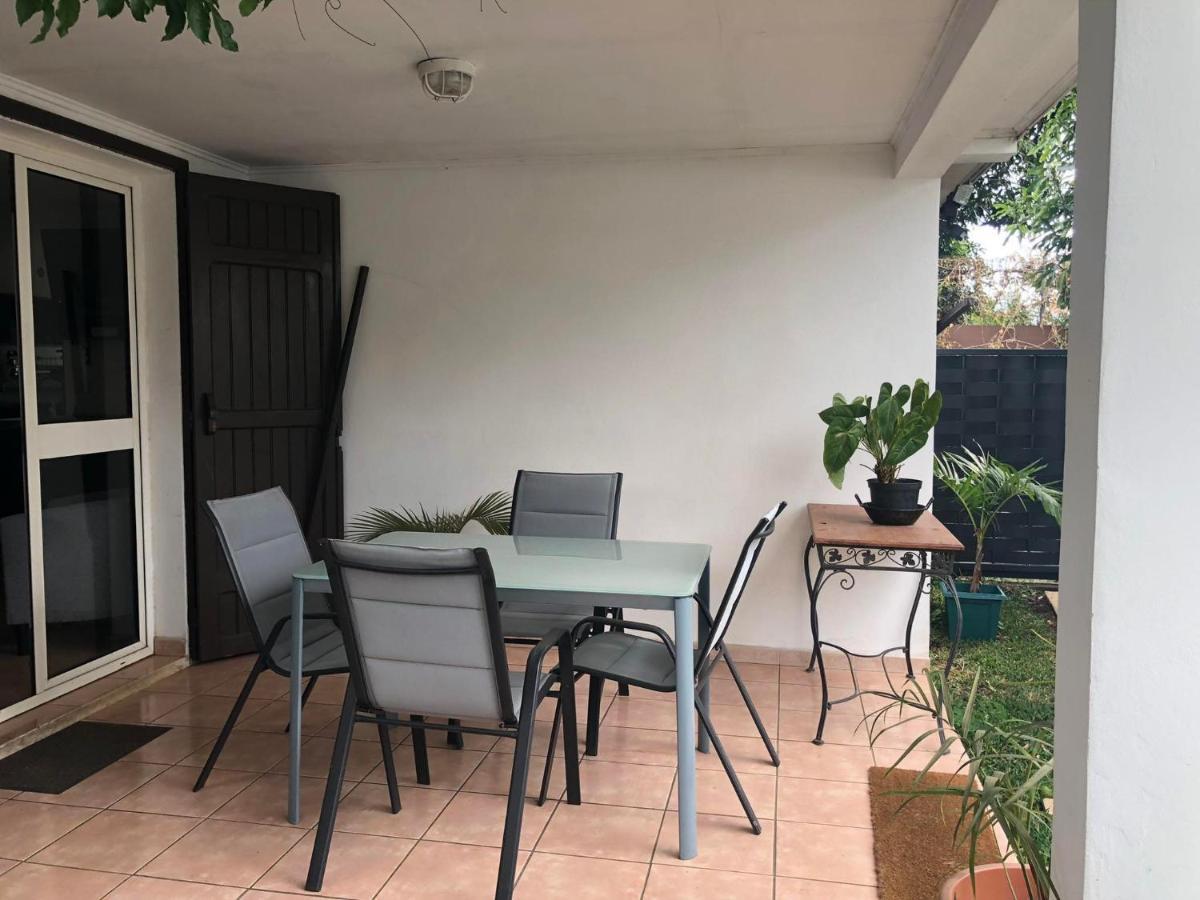 Apartmán Meuble Le Manguier Saint Pierre Exteriér fotografie